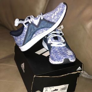 Women’s Adidas Edge Lux 2 (Size 7.5)